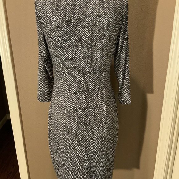 Lauren Ralph Lauren Ruched Dress 10 Black White Gray Wrap V Neckline 3/4 Sleeves - Picture 2 of 14